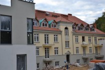 Rezydencja Villa Park , Zespół obiektów medyczno - uslugowo - rehabilitacyjnych , Dawny szpital dziecięcy, Dawny Dom Dziecka