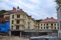 Rezydencja Villa Park , Zespół obiektów medyczno - uslugowo - rehabilitacyjnych , Dawny szpital dziecięcy, Dawny Dom Dziecka