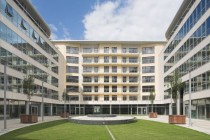 Bema Plaza , Rezydencja Tumska , Bema Square
