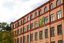 Lofty Fabryka Delfin , Dawna fabryka materiałów biurowych