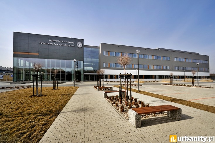 Miniaturka Zintegrowane Centrum Edukacji i Innowacji Wydziału Farmaceutycznego Akademii Medycznej