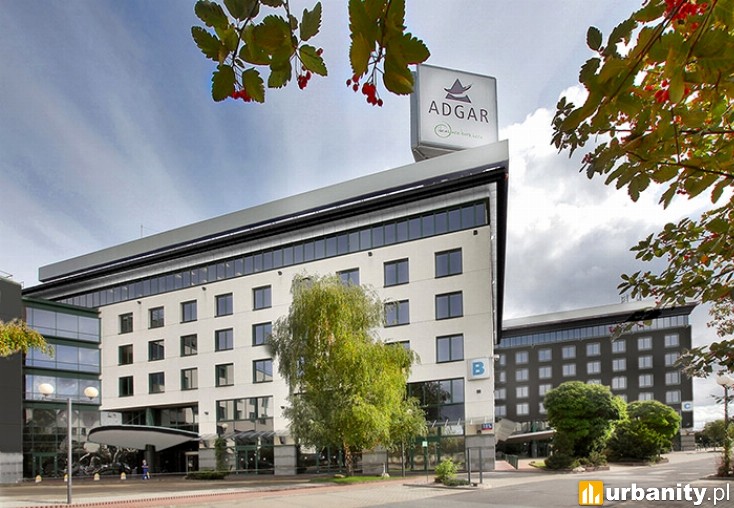 Miniaturka Adgar Park West II