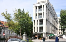 Apartamentowiec Przy Trakcie