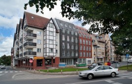 Hanza House