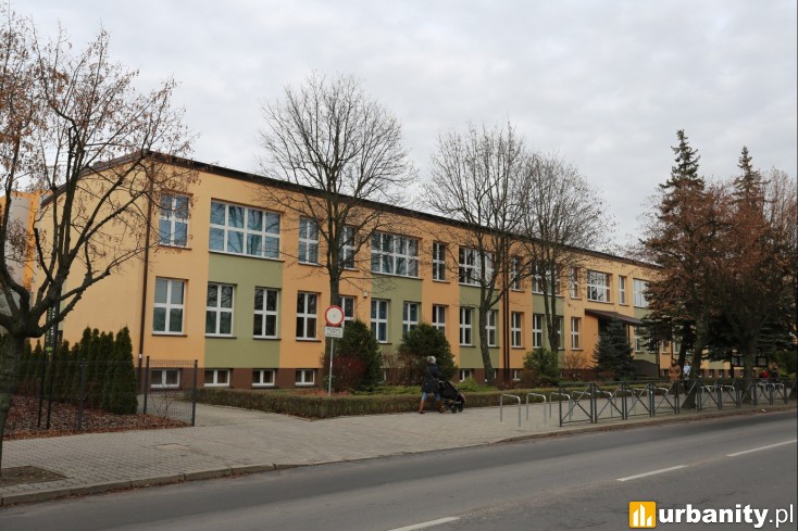 Miniaturka I Liceum Ogólnokształcące im. Władysława Broniewskiego