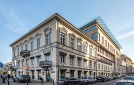 Dom Dochodowy o Trzech Frontach
