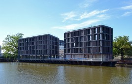 Marina III