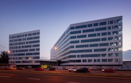 Miniaturka Kapelanka 42