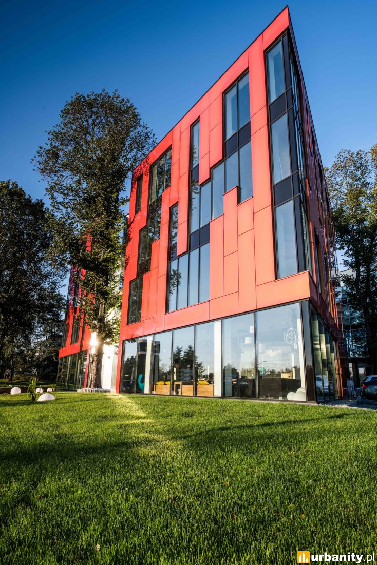 Miniaturka Biurowiec Tree House Office