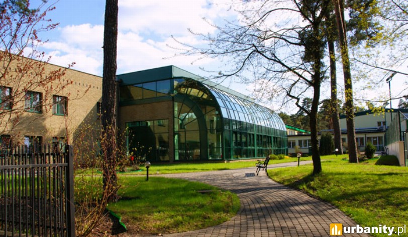 Miniaturka Kryty basen kąpielowy z zapleczem rehabilitacyjnym