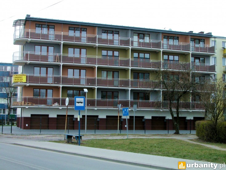 Miniaturka Blok na osiedlu Dąbrowskiego