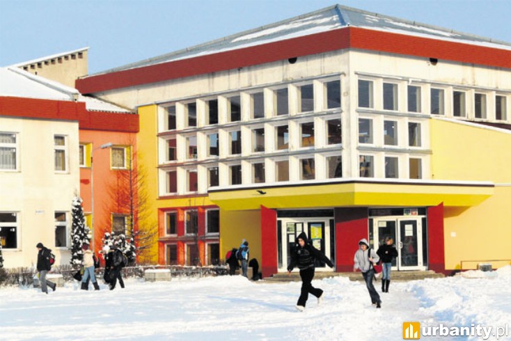 Miniaturka Szkoła Podstawowa nr 12   im. Kornela Makuszyńskiego