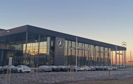 Salon samochodowy marki Mercedes-Benz
