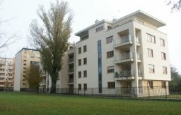 Polservice Bluszczańska 73