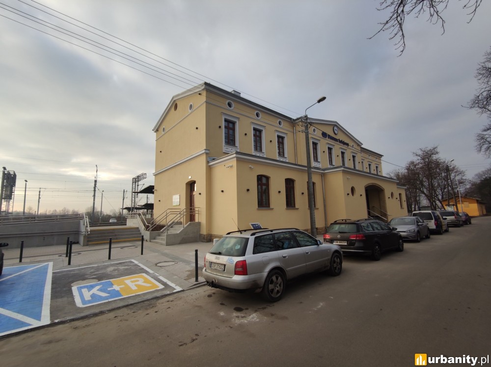 Otwarcie przebudowanego dworca w Malczycach