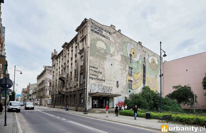 Tak obecnie wyglądał zabytkowa kamienica z muralem motyla, fot. ŁÓDŹ.PL
