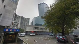 Działka przy ulicy Twardej 16A w centrum Warszawy, fot. google maps