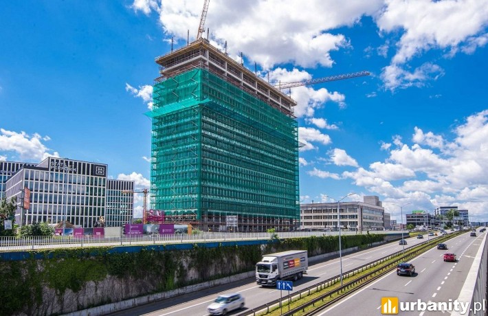 Wiecha na budowie Face2Face Business Campus