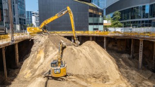 Zanim wybudują 130-metrowy wieżowiec, zejdą w dół na głębokość 22 metrów
