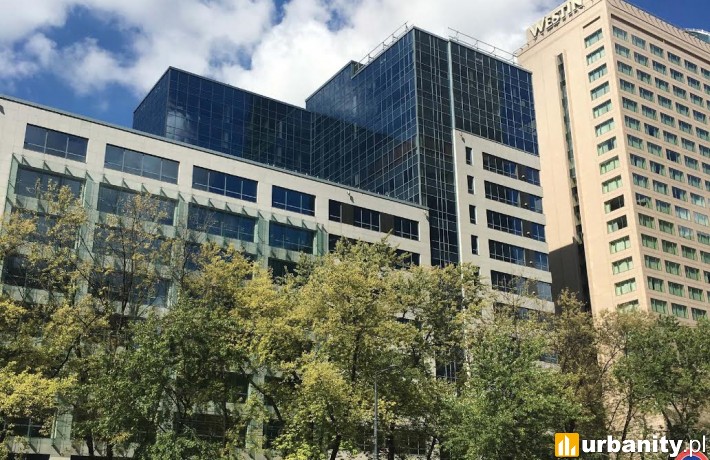 Biurowiec Atrium garden w Warszawie