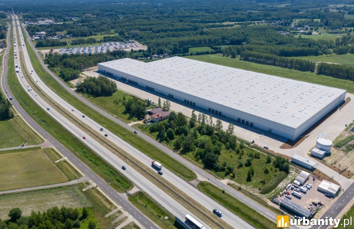 Za ponad 41 mln euro kupili duży kompleks pod Warszawą. Zakup ma usprawnić dystrybucję
