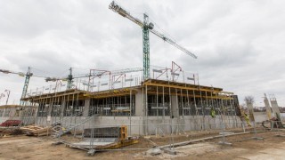 Jaśminowy Mokotów w Warszawie pnie się w górę