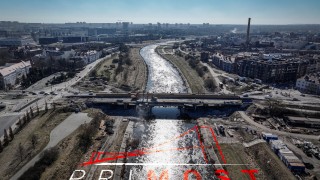 Trwa rozbiórka i budowa nowej przeprawy w centrum Poznania