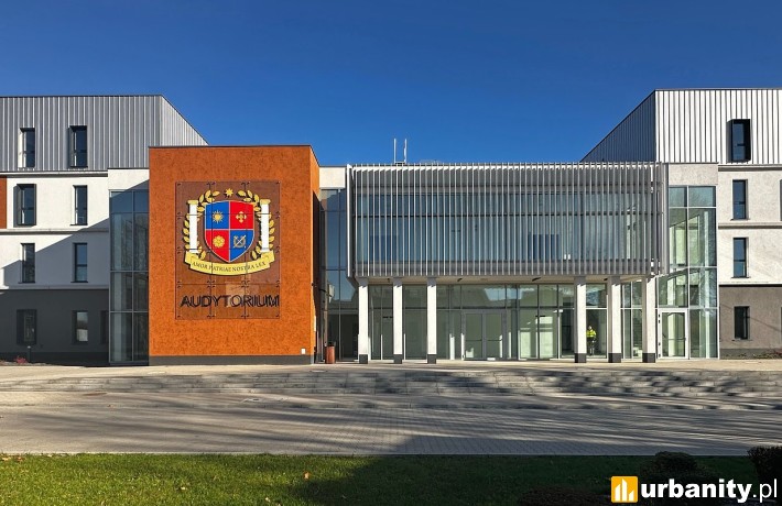 Rozbudowano kampus Akademii Wymiaru Sprawiedliwości. Nowe akademiki i audytorium już gotowe