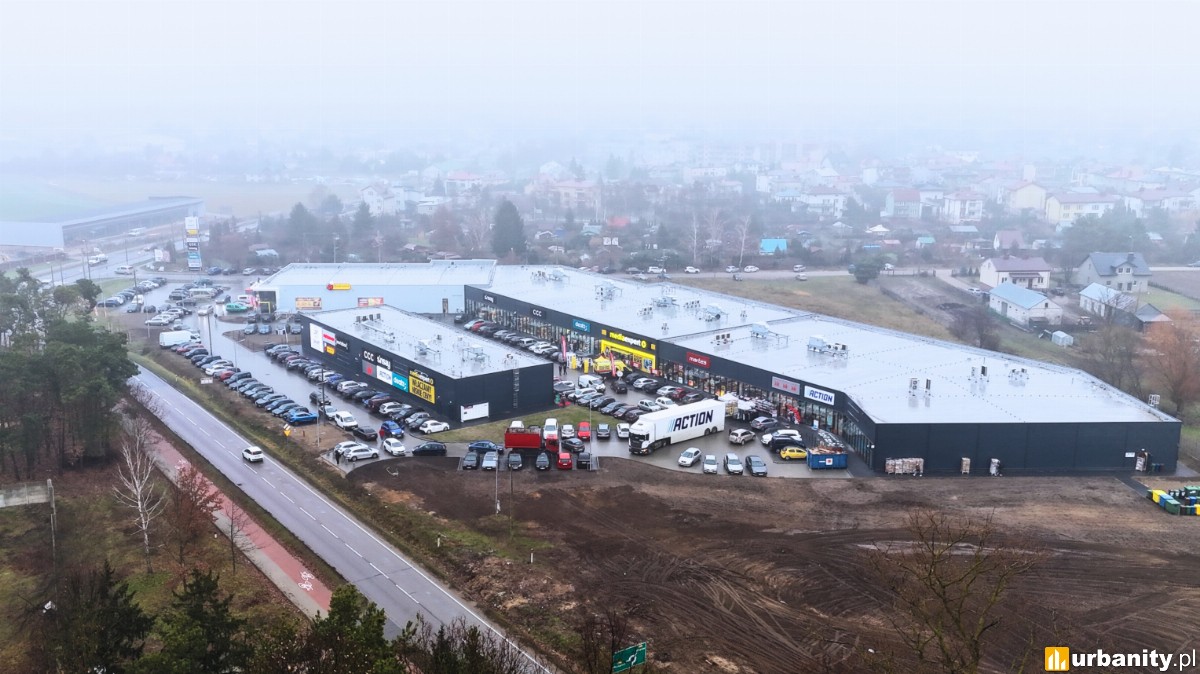 Węgrów z nowym parkiem handlowym. Otwarcie obiektu przy Różanej
