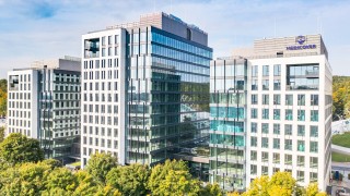 Kuehne+Nagel wynajmuje całe piętro w największym biurowcu w Gdyni