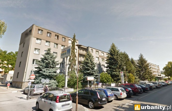 Tak wyglądał biurowic przy Kwiskiej przed rozpoczęciem jego rozbiórki, fot. google maps