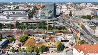 Teatr za setki milionów złotych rośnie w centrum Poznania. Budowa wyszła ponad część podziemną