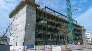 Tak rośnie nowy biurowiec grupy CD Projekt na Pradze