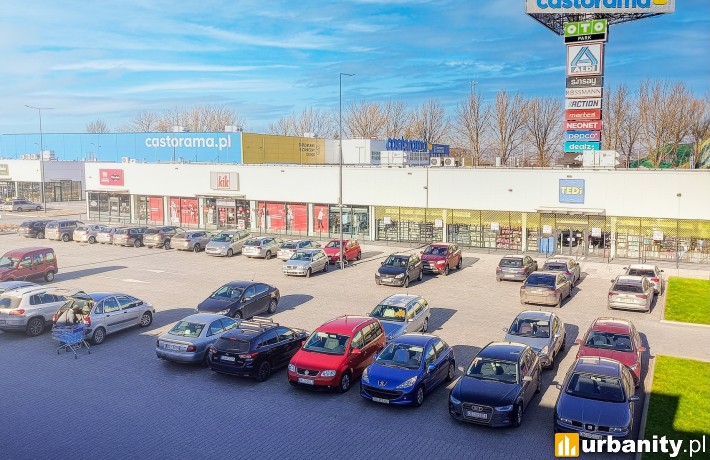 Powiększyli park handlowy w Kłodzku. Lista najemców poszerzyła się o nowe sklepy