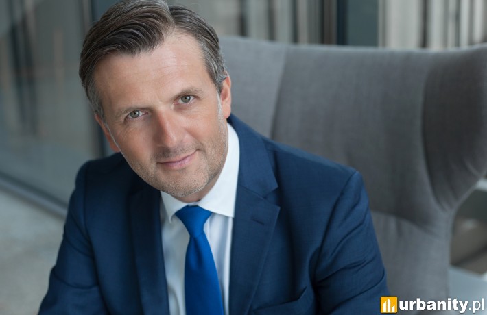 Bartek Włodarski, Partner, Dyrektor Działu Reprezentacji Najemców Biurowych oraz Klientów Korporacyjnych w firmie Cresa 