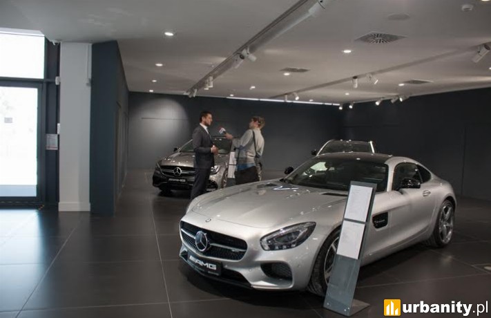 Największy i najnowocześniejszy salon MercedesBenz już