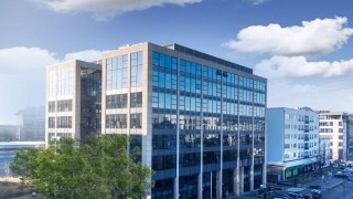 Firma z branży finansowej wprowadzi się do biurowca Domaniewska 45