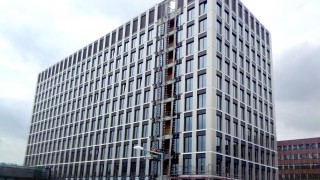 I etap Podium Park na ukończeniu. Inwestycja uzyskała wysoki certyfikat