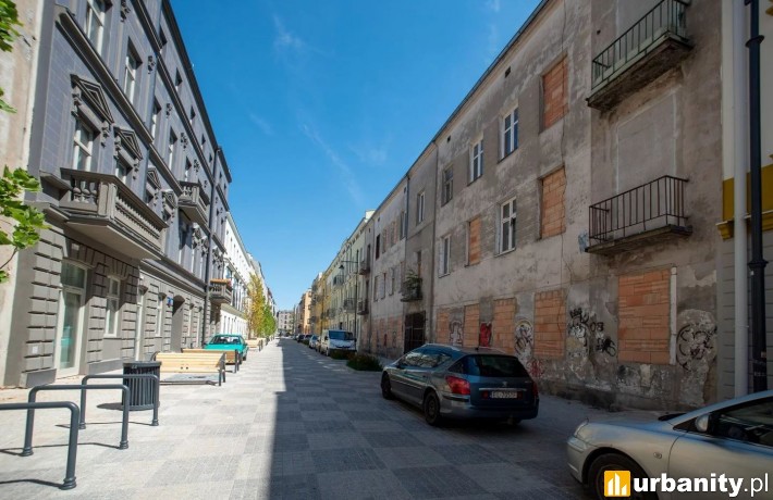 Ulica Włókiennicza czeka na remont kamienicy pod numerem 1, fot. ŁÓDŹ.PL