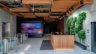 Spektakularna metamorfoza siedziby CANAL+ na Mokotowie. Prace trwały ponad 2 lata