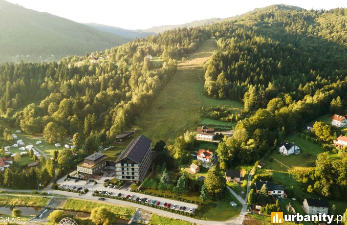Wizualizacja kompleksu hotelowego w miejscowości Brenna, wiz. Archas Design