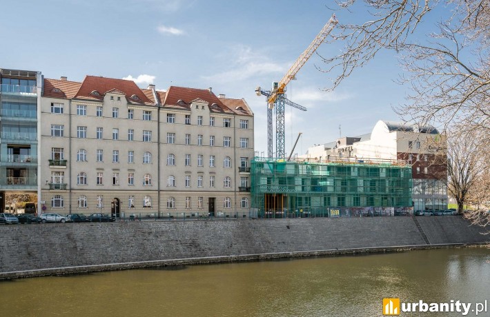 Apartamentowiec Zyndrama - kwiecień 2018 r. (fot. Piotr Kunc/Iglica Nieruchomości)