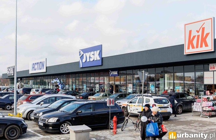 Park handlowy sąsiadujący z Galerią Twierdza, fot. materiały prasowe