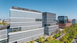 Jedna z największych instytucji finansowych na świecie z nową siedzibą we Wrocławiu. Zatrudnią kolejne 1 000 osób