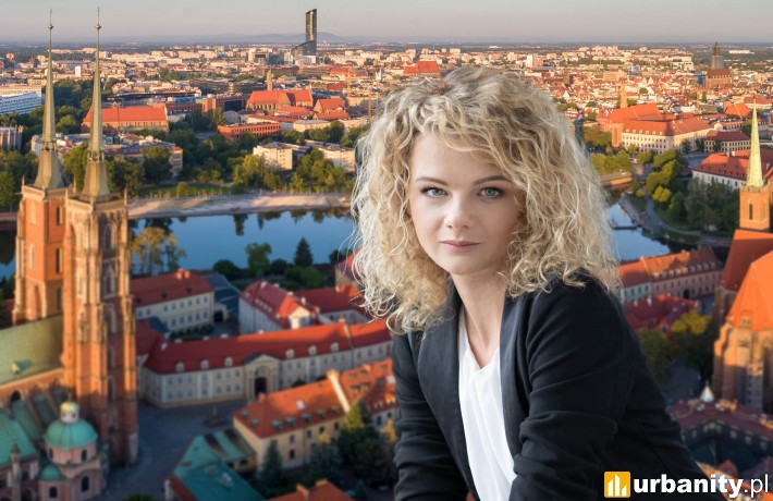 Izabela Kołcz, Doradca, Cresa Polska