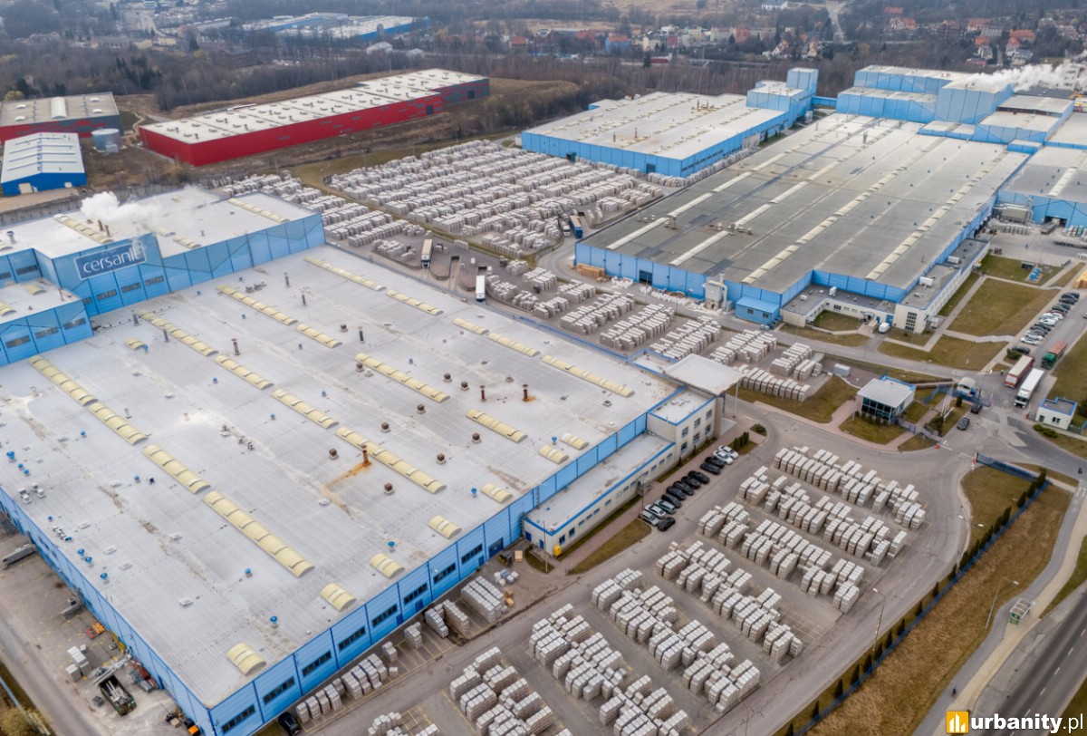 Najdłuższy piec w Europie i 14,5 tys. m² dziennie. Przełomowa inwestycja w Polsce