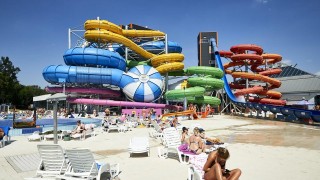 Pół kilometra nowych zjeżdżalni w łódzkim aquaparku Fala