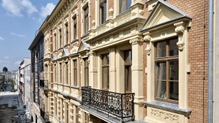 Mieszkania w dawnym domu Moryca Tauberga przy Włókienniczej w Łodzi