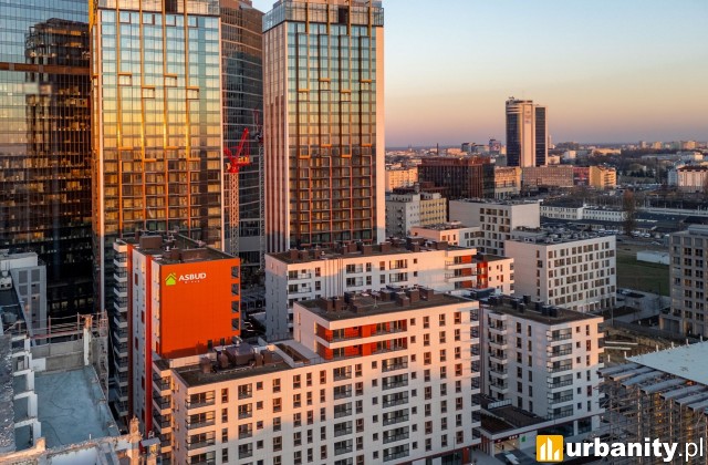 Towarowa Square z pozwoleniem na użytkowanie, fot. Asbud Group