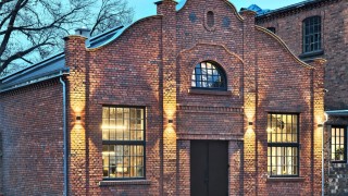 Można już kupić gotowy loft w budynku zabytkowej Kuźni w Lesznie